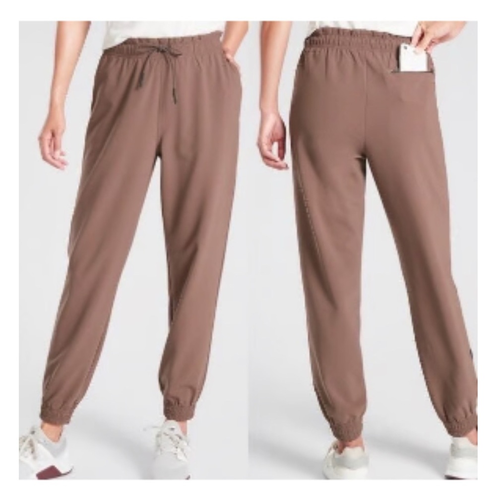 Athleta Brown Metropolis Jogger Lifestyle Travel Pant - Size 6